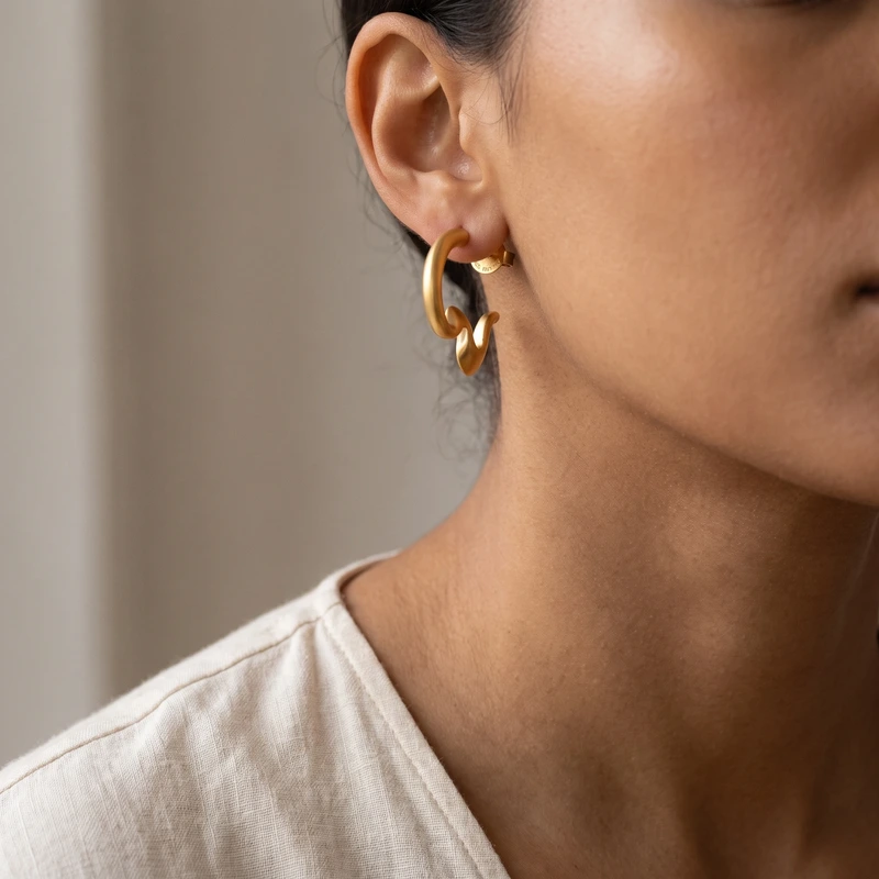 Waves Curve Earring