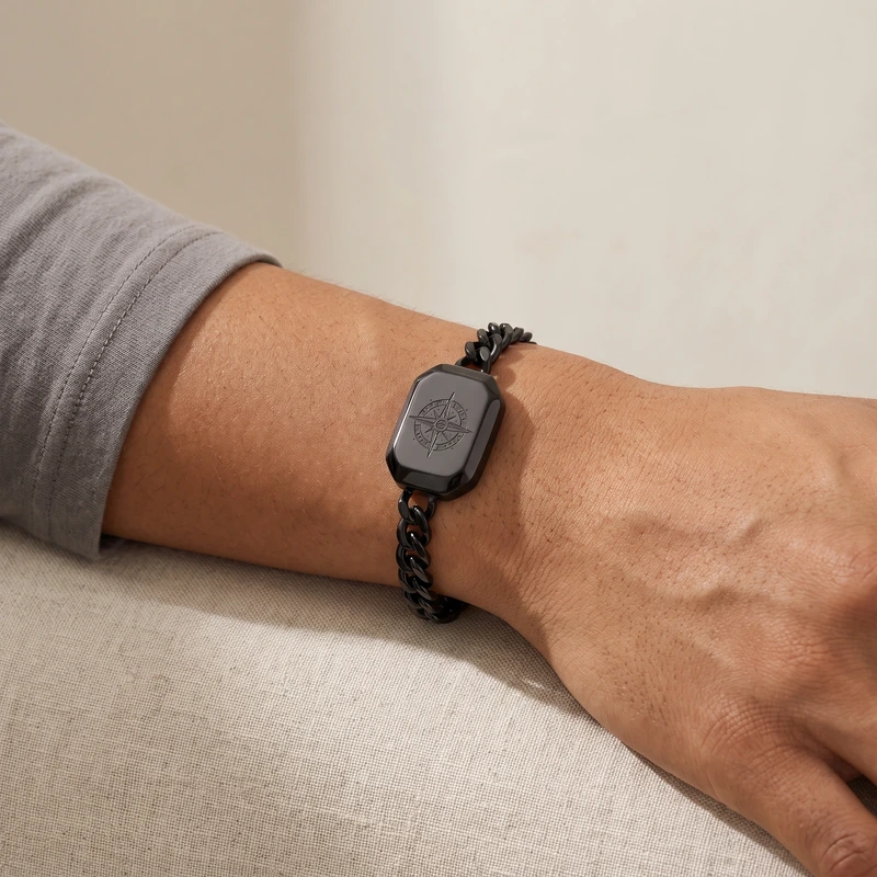 Windrose II Bracelet Black