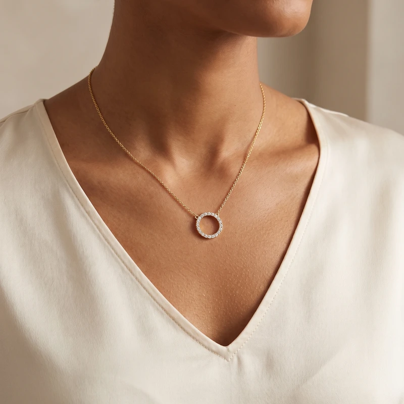 Biella Grande Necklace White