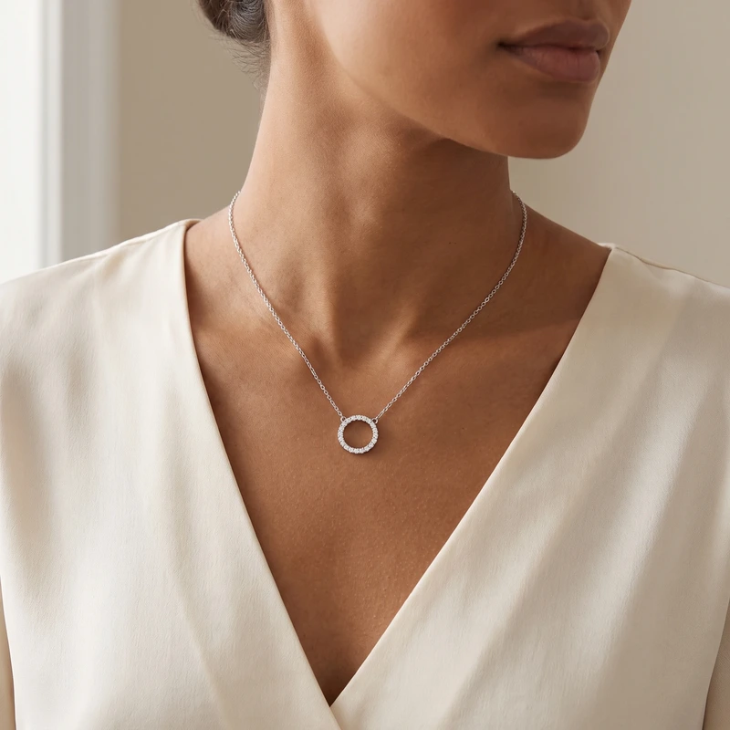 Biella Grande Necklace White