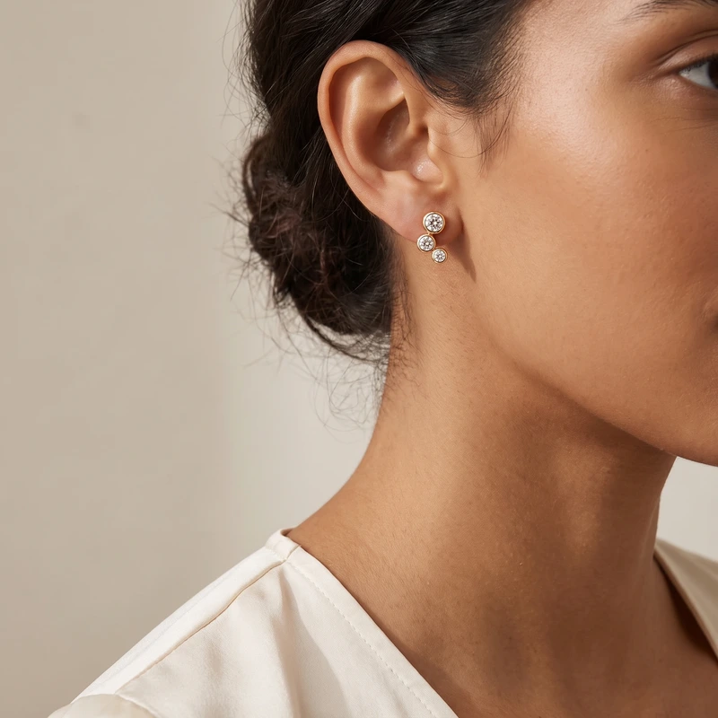 Sardinien Tre Earrings White